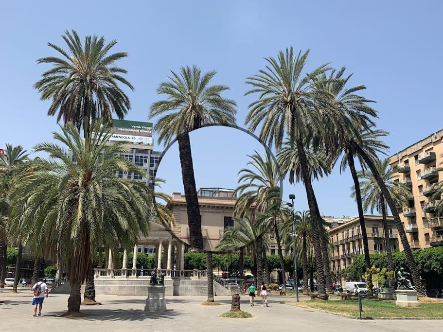 Rocca Politeama Attico Prestigioso Ed Eccitante. Lägenhet Palermo Exteriör bild