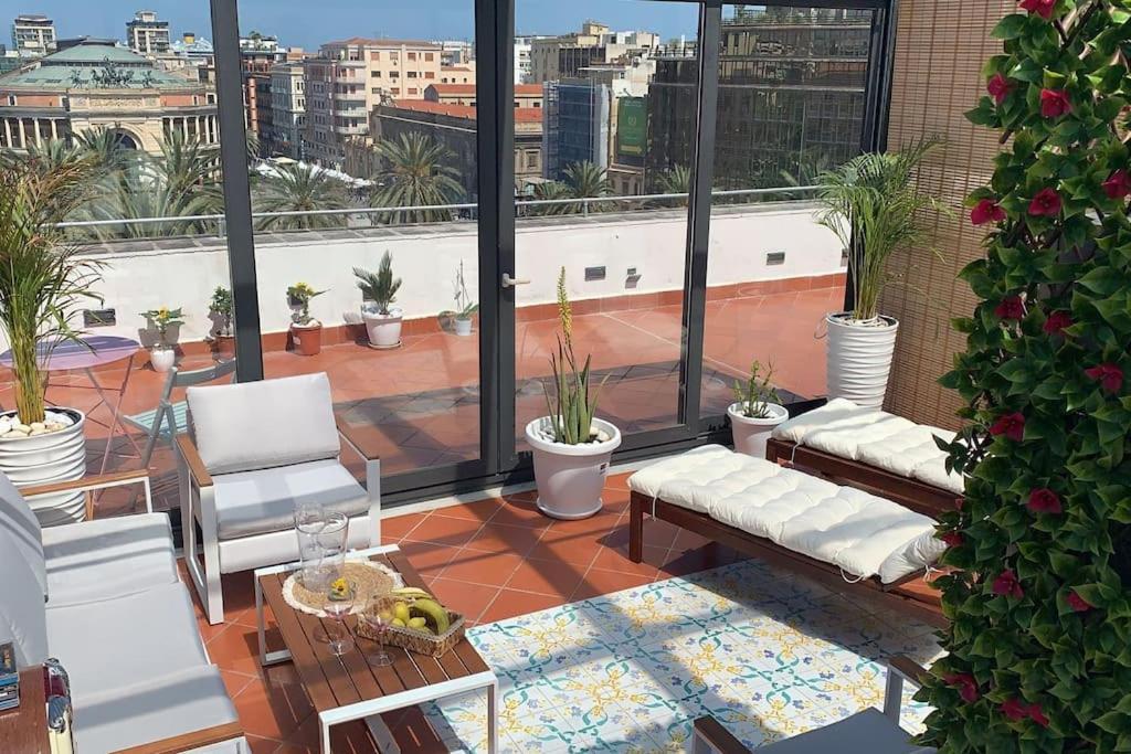 Rocca Politeama Attico Prestigioso Ed Eccitante. Lägenhet Palermo Exteriör bild